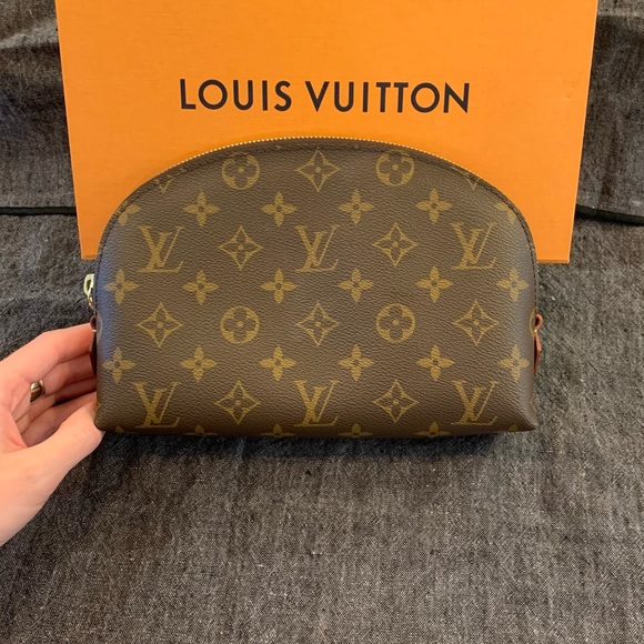 Louis Vuitton Handbags - Louis Vuitton Monogram Cosmetic Pouch GM